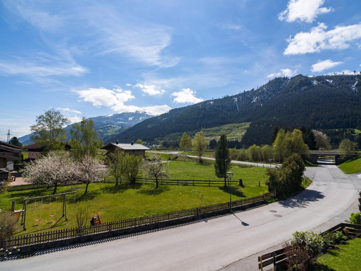 Modern Apartment Near Ski Area In M Hlbach Dorf  外观 照片